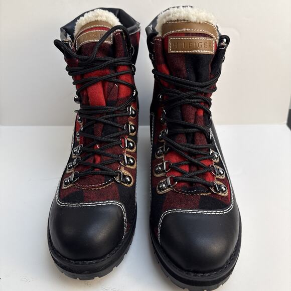 Tommy Hilfiger Women's Tonny Red Fabric Ankle Hiking Boots Sz 8 M Faux Fur NWB - Picture 4 of 15